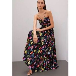 Aiifos Adriana Floral Pleated Statement Maxi Dress